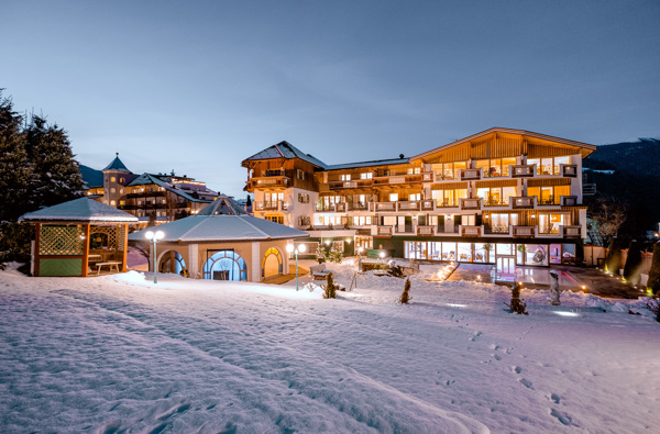 Mirabell Dolomites Hotel . Luxury . Ayurveda & SPA***** - Mirabell Winter Small